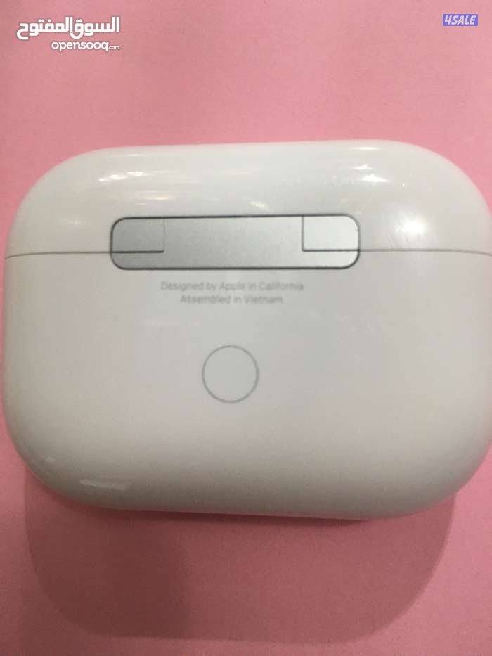 بوكس ابل برو الجيل الاول اصلي جديد بالسريال نمبر1