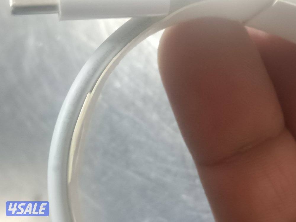 شاحن ابل امريكي 20وات 13برو ماكس اصلي جديد بالسريال نمبر2