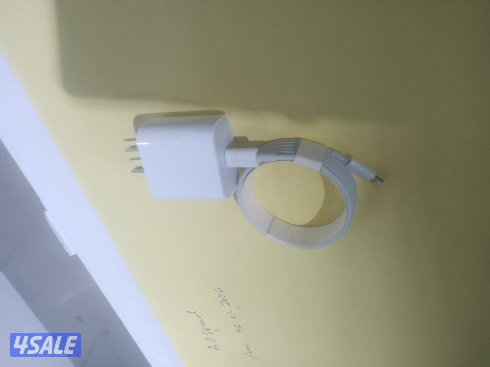 شاحن ابل امريكي 20وات 13برو ماكس اصلي جديد بالسريال نمبر5