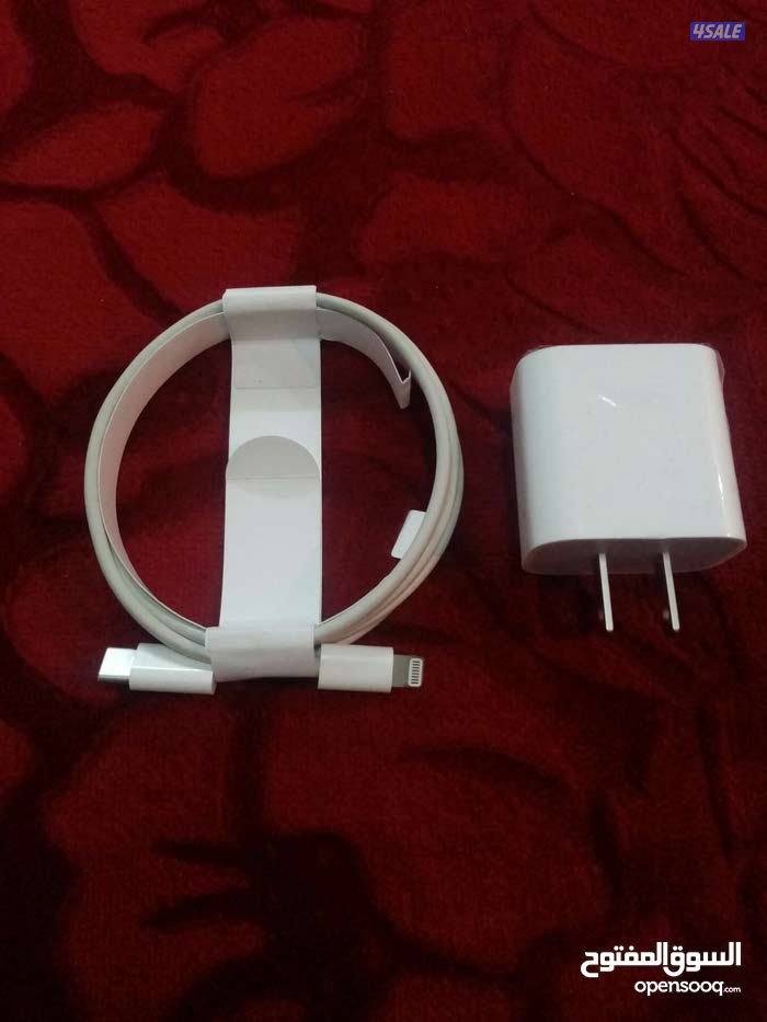 شاحن ابل امريكي 20وات 13برو ماكس اصلي جديد بالسريال نمبر7