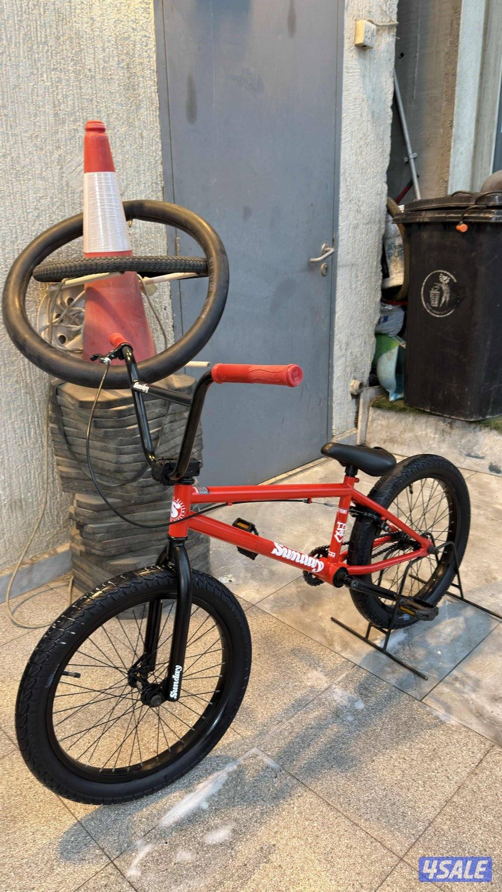 BMX ODYSSEY SUNDAY BRIGHT RED negotiations0