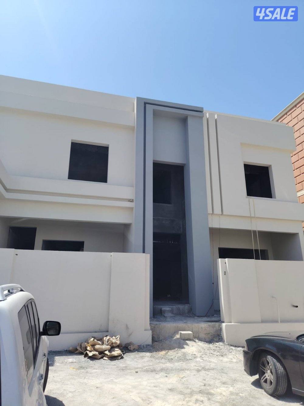 مهندس مدني سوداني هيكل أسود وتشطيبات سيارة - خبرة تنفيذية.6