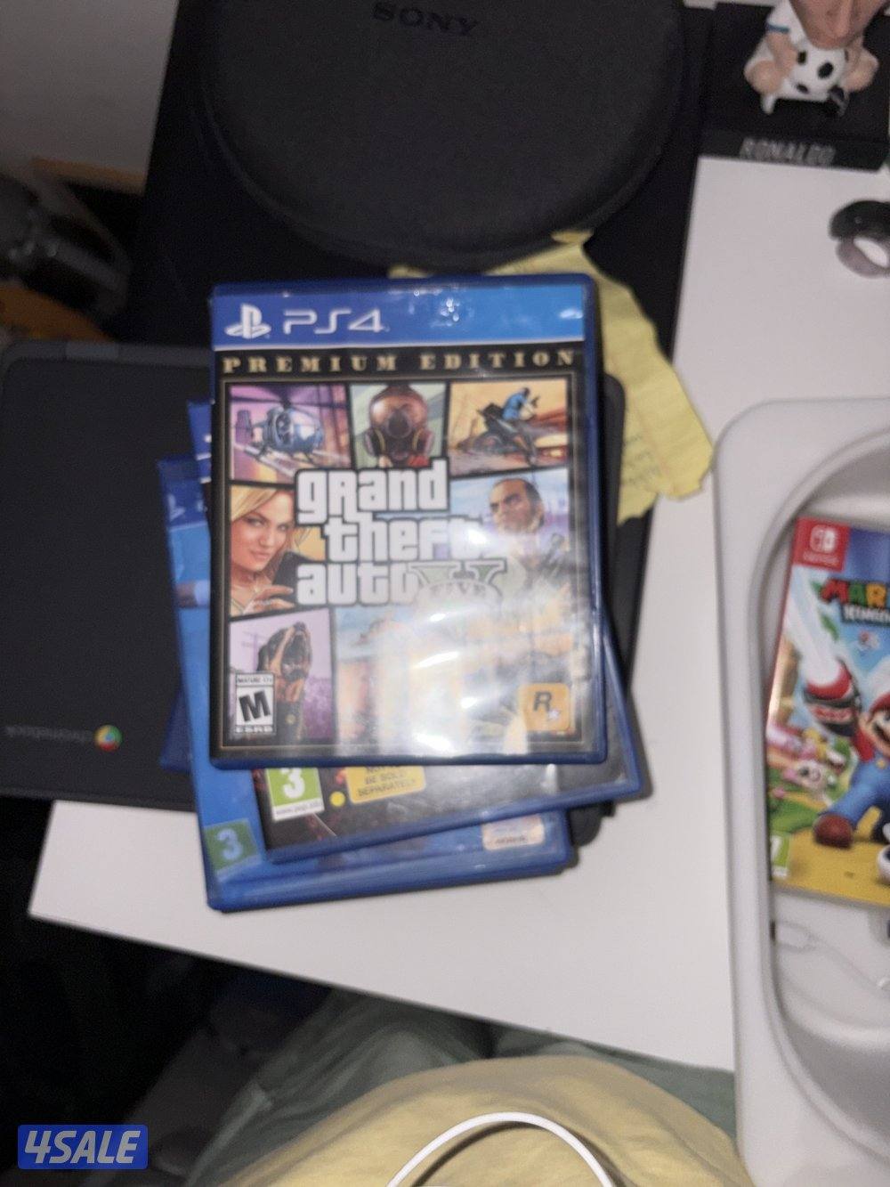 PS4 Good condition w gta Fc 24 and grand turismo3