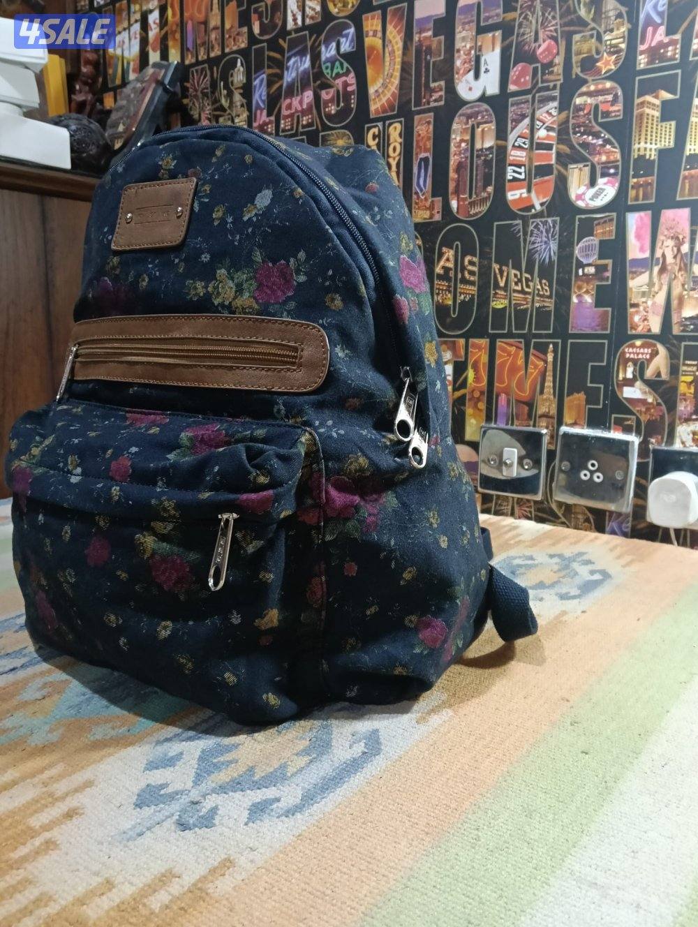 مجموعة متفرقات متنوعة بحاله ممتازه10