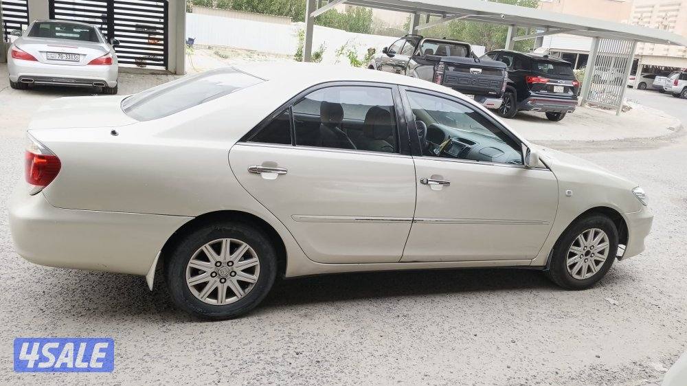 للبيع كامري موديل 2006 وارد الساير 6 سلندر نظيف جدا استعمال يومي2