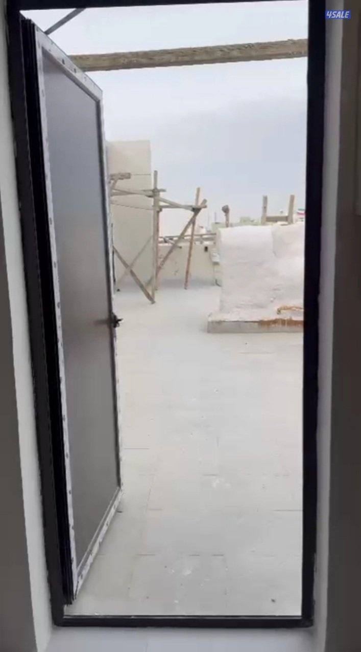 للإيجار منطقه المطلاع شقه مع السطح فقط 200 د.ك6