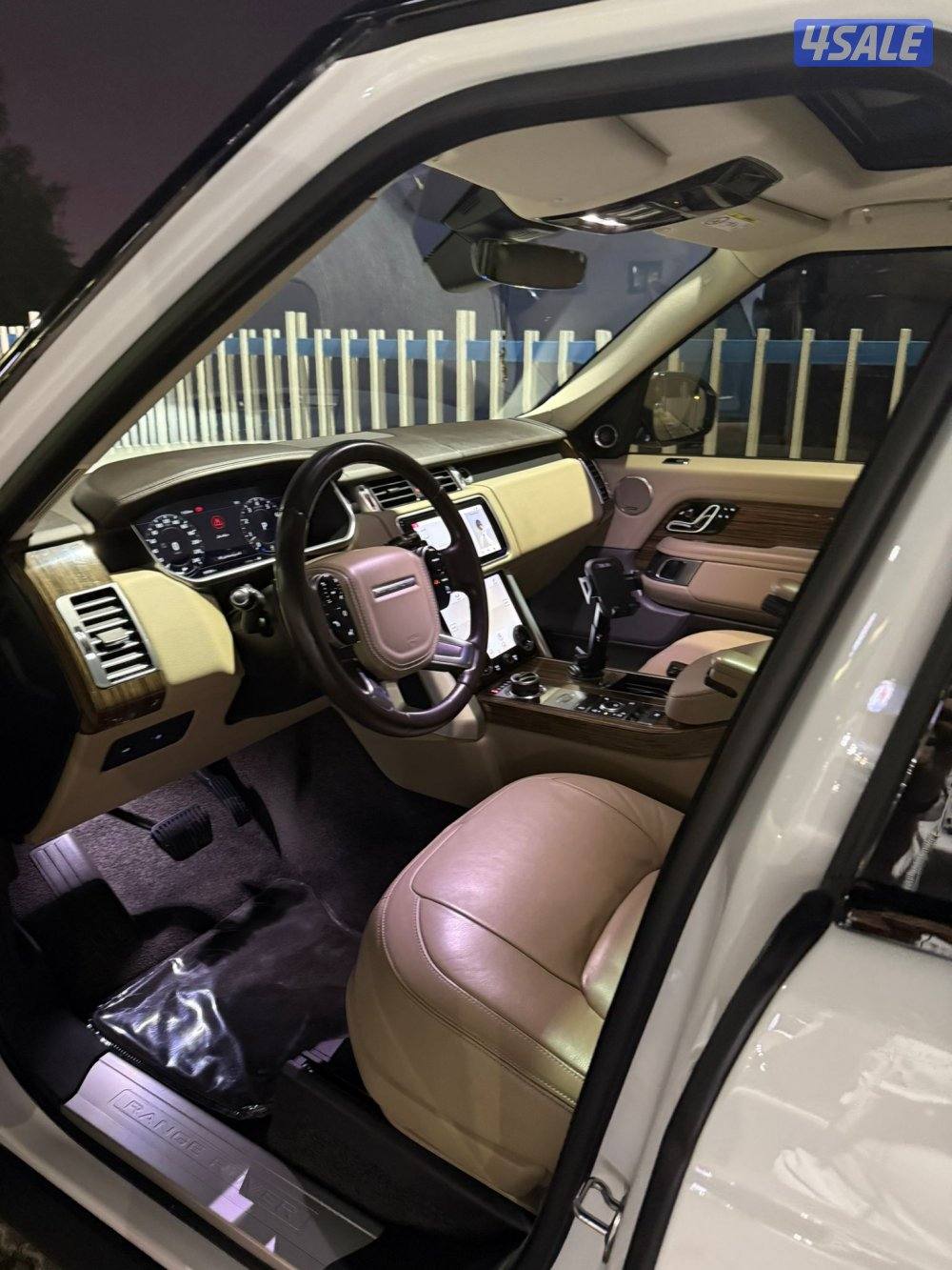 رنج روفر 2019 hse ماشي 97 الف بحالة الوكالة صبغ الوكالة شرط الفحص1