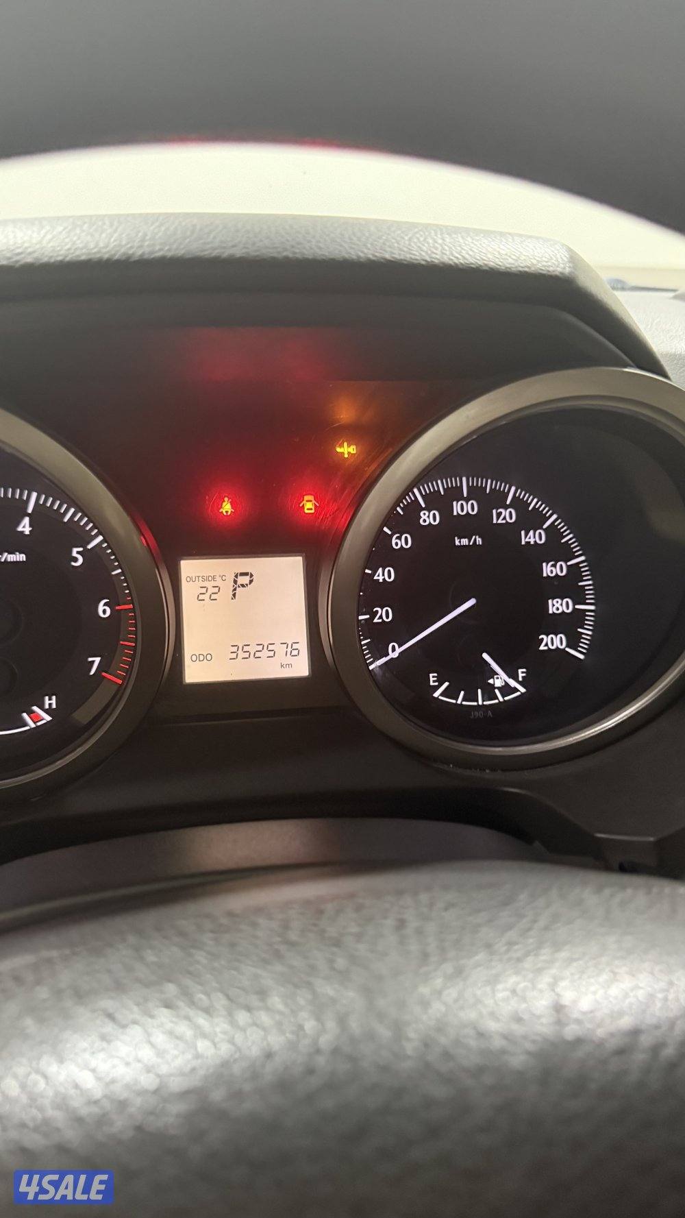 برادو 2013 مالك 2 شرط الفحص من الى  يوجده صبغ قطعه وحده فقط2