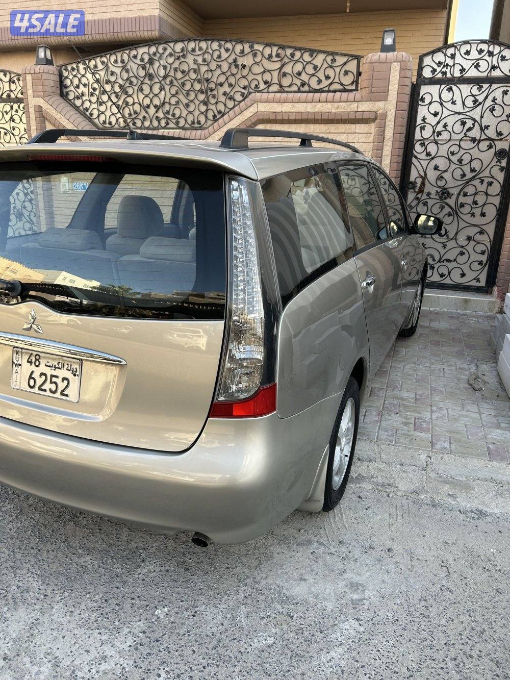 البيع بوكس عائلي 7 راكب5