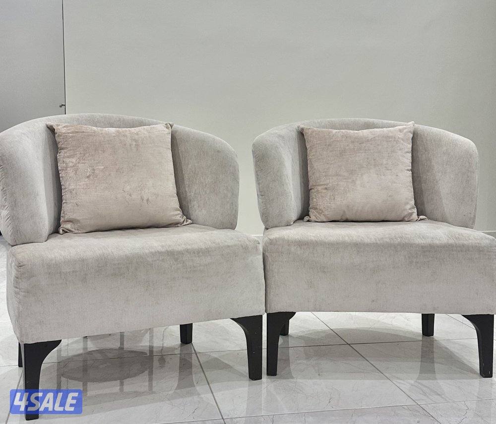 طقم كنب بحالة ممتازه0