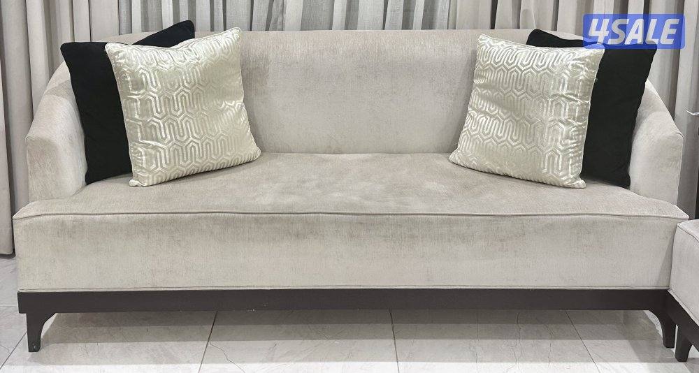 طقم كنب بحالة ممتازه2