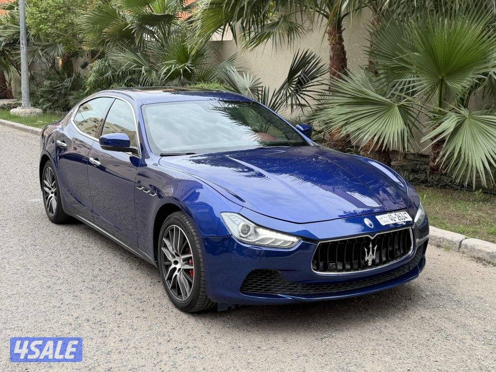 Ghibli full option new shape excellent conditions 20178