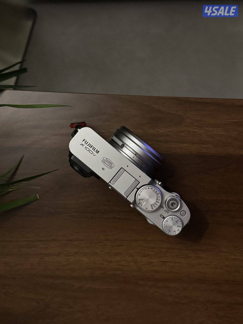 FUJIFILM   X100V1