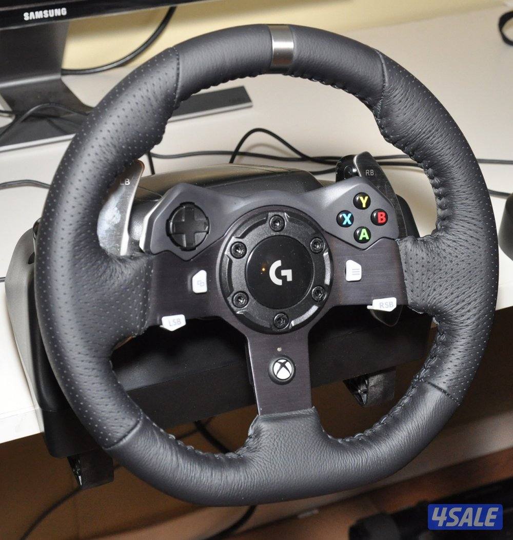 Logitech g920 with shifter and pedals0