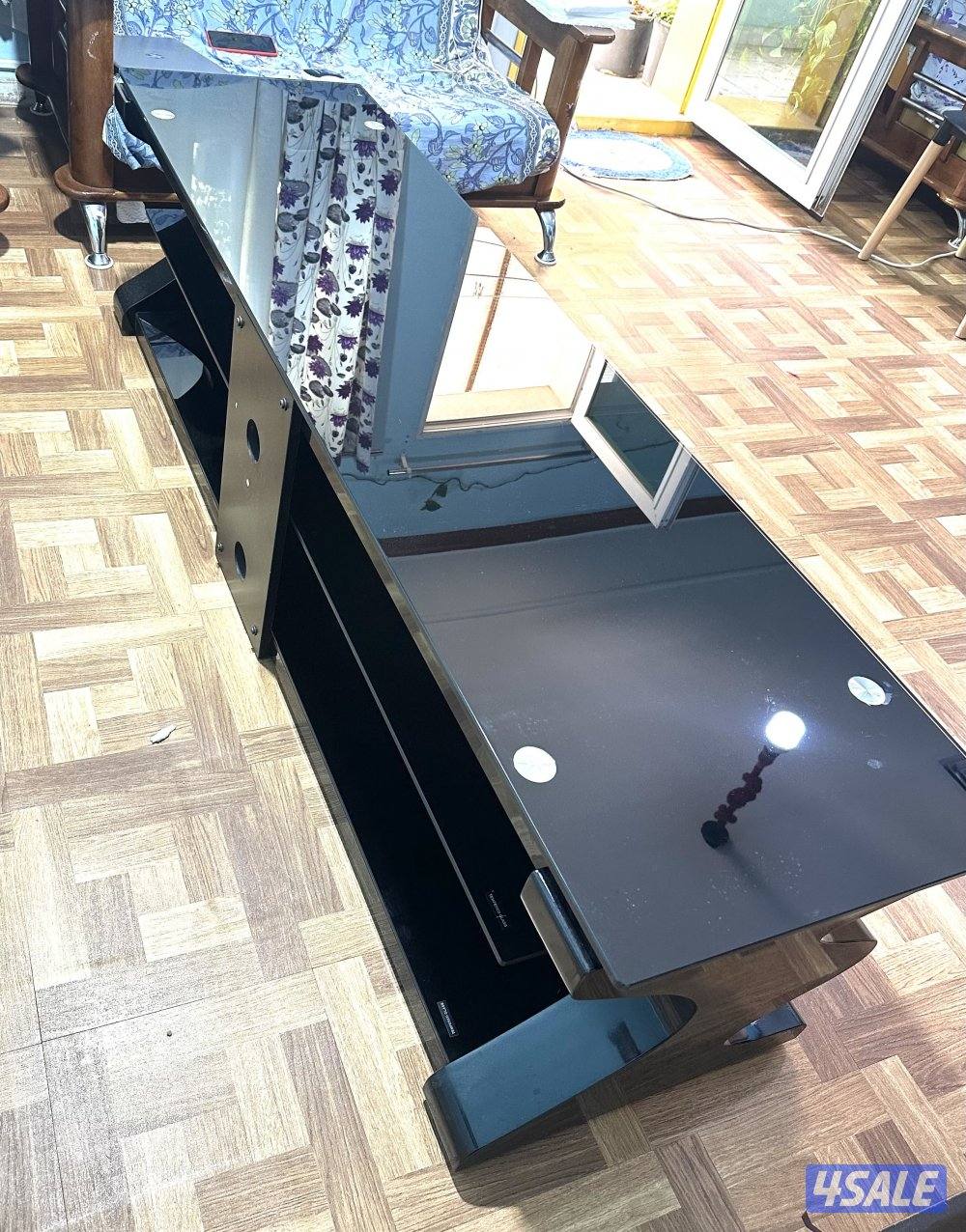 DIXON BLACK GLASS TOP TV TABLE, 3 months old, Like NEW, No scratches13