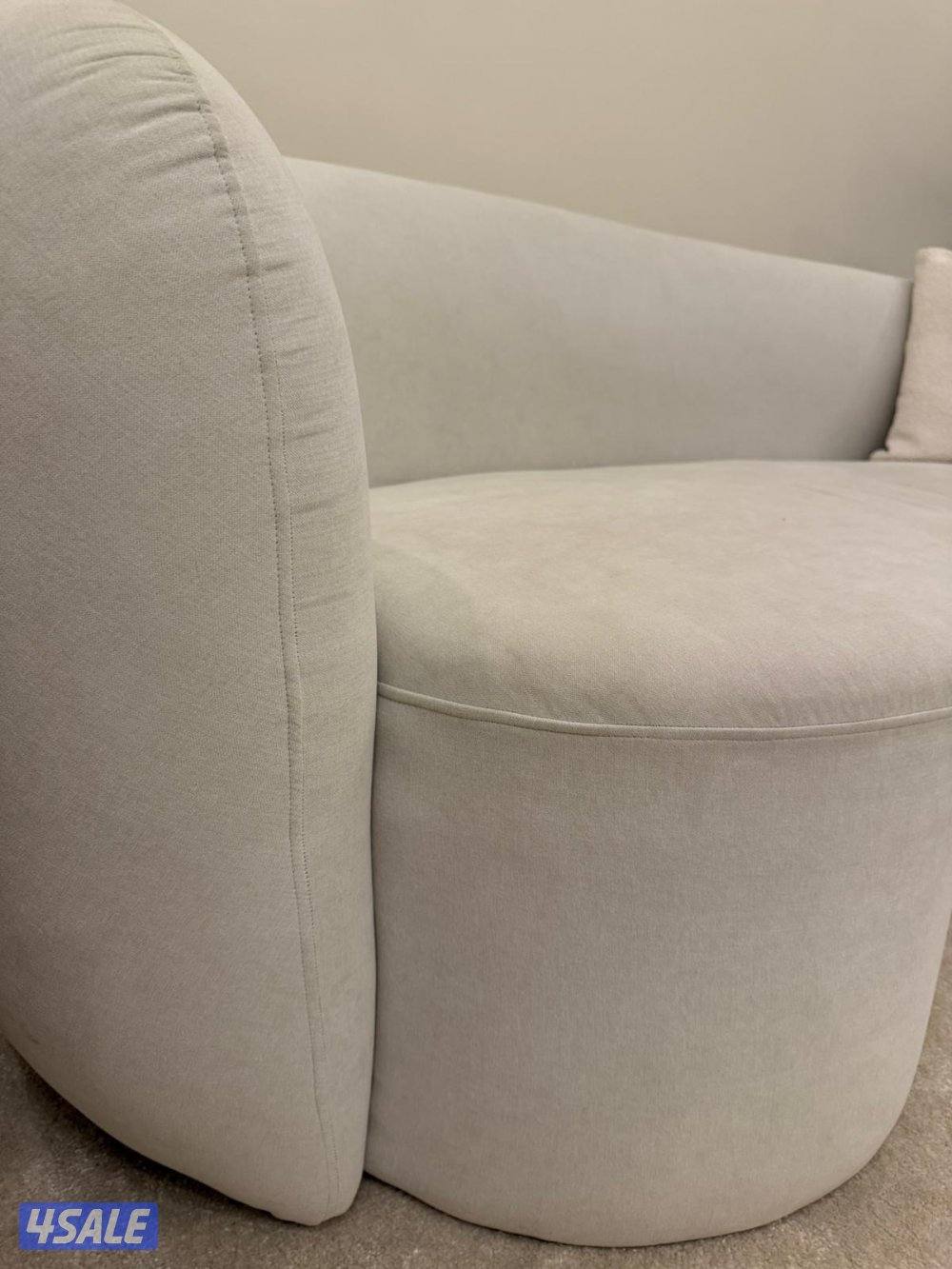 كنبه طويله جديده استعمال خفيف3