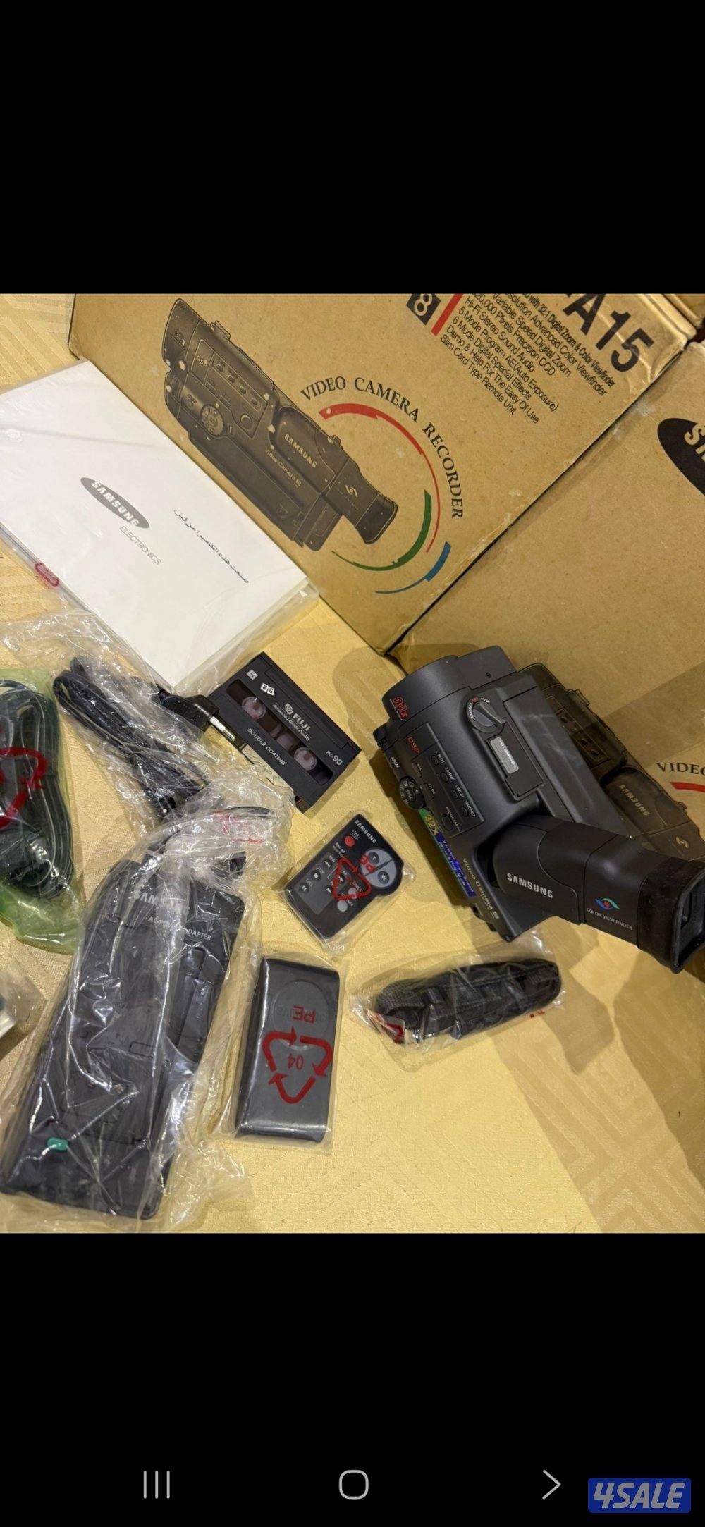 للبيع كاميرا فيديو سامسونج تشغل شريط 8 مل جديدة بالكرتون5