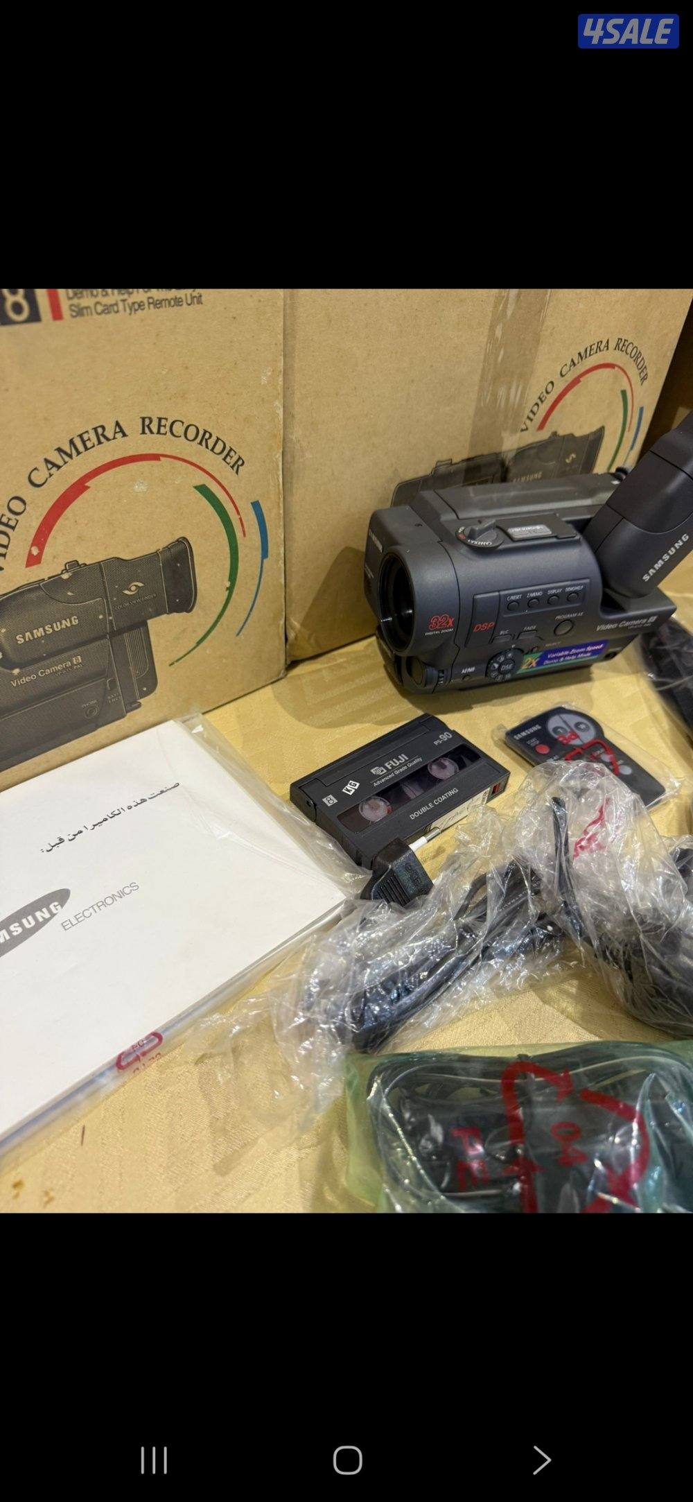 للبيع كاميرا فيديو سامسونج تشغل شريط 8 مل جديدة بالكرتون6