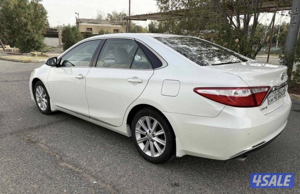 للبيع كامري2017  كامل المواصفات  المالك الثاني3