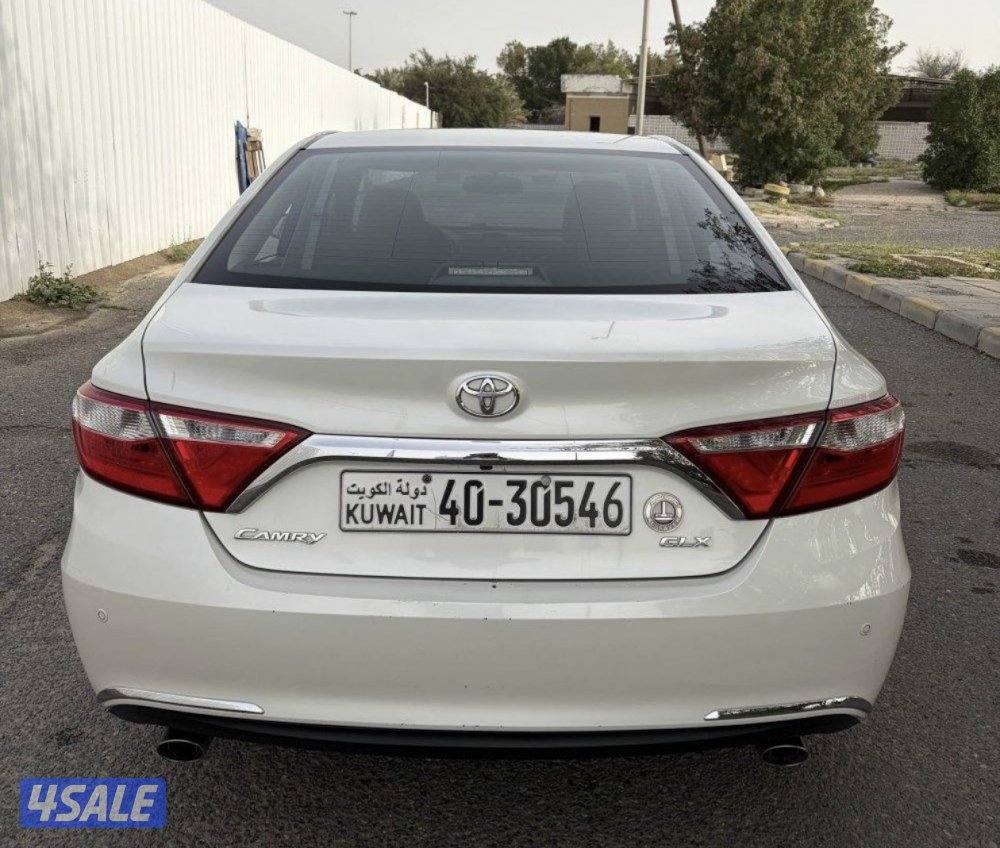للبيع كامري2017  كامل المواصفات  المالك الثاني4