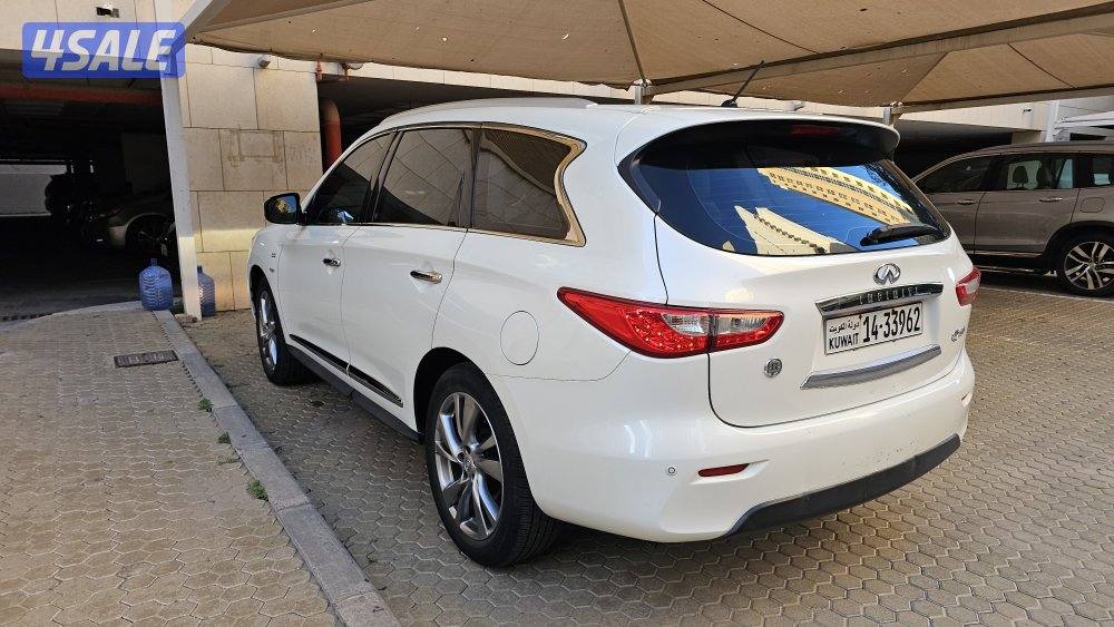 QX 60 super clean low mileage6