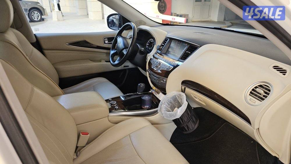 QX 60 super clean low mileage13