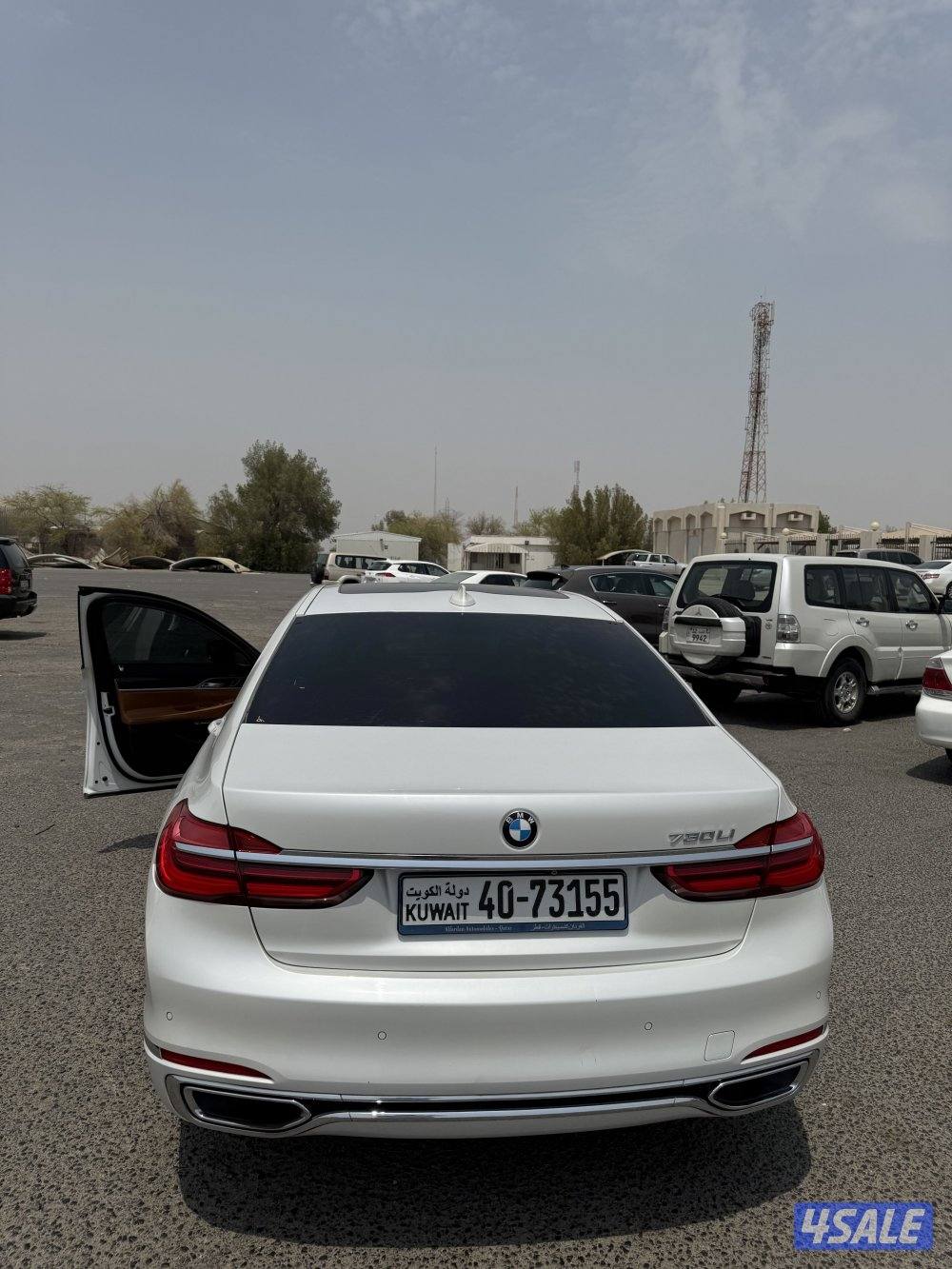 للبيع بي ام ٢٠١٦حجم٧٣٠1