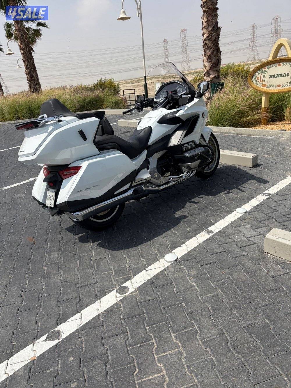 للبيع هوندا قولدونج 20183