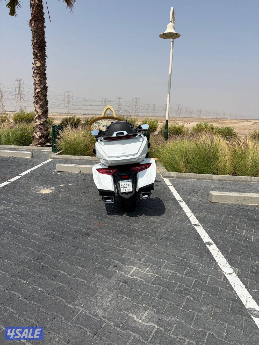 للبيع هوندا قولدونج 20185