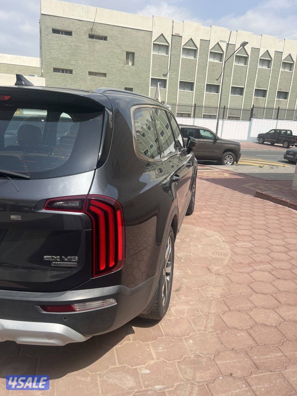 للبيع جيب كيا تيلورايد 20215