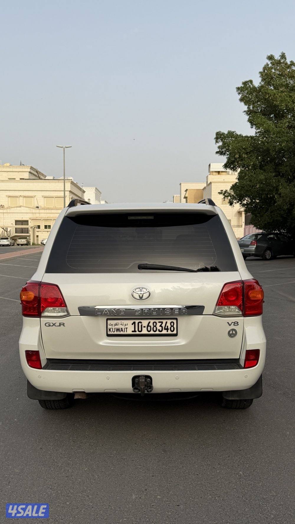 للبيع لاند كروز  2014  G.X.R 86