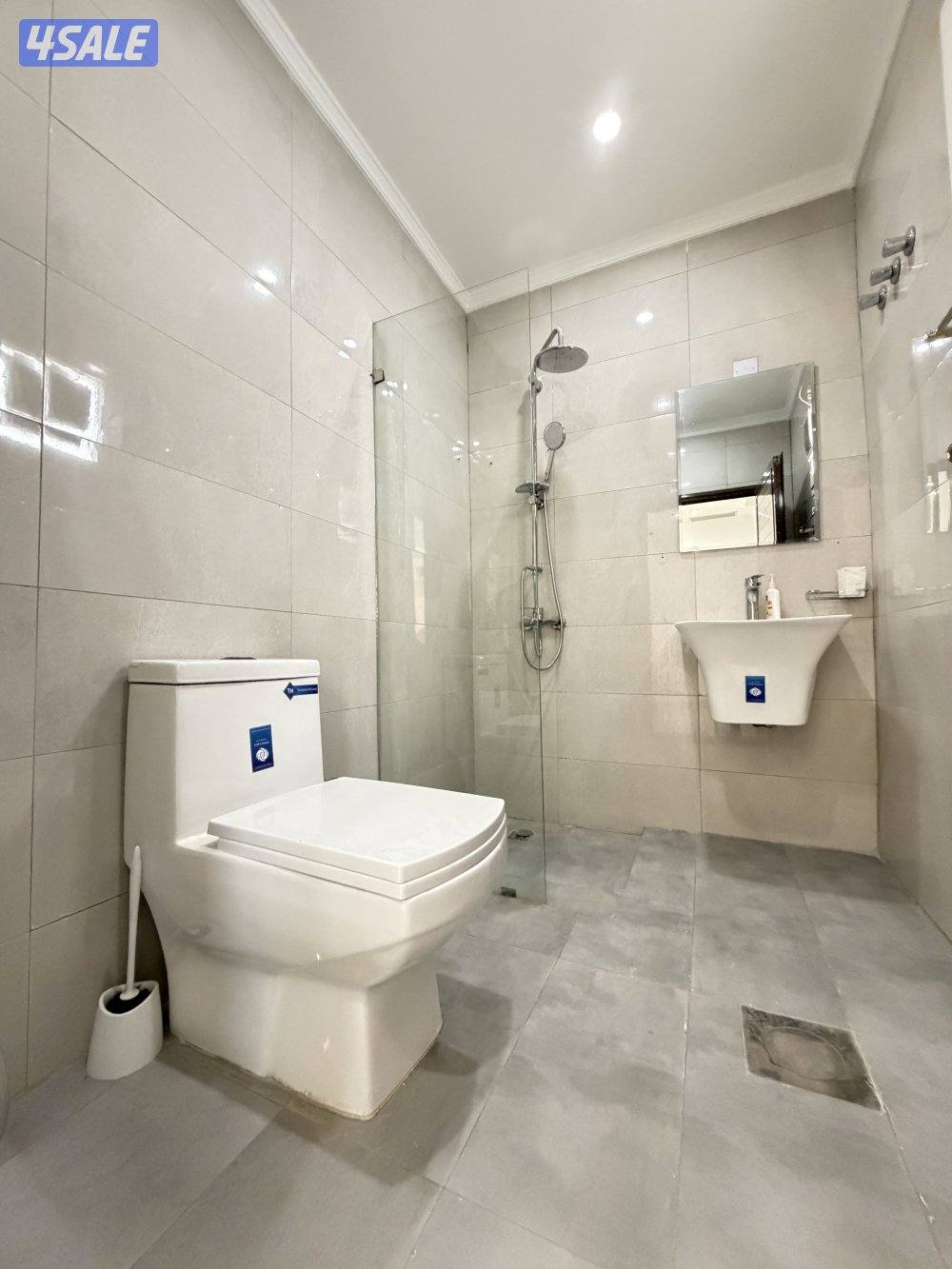 شقتين للايجار في نفس البيت12