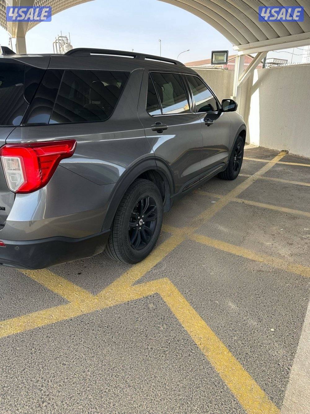 Ford - Explorer XLT2