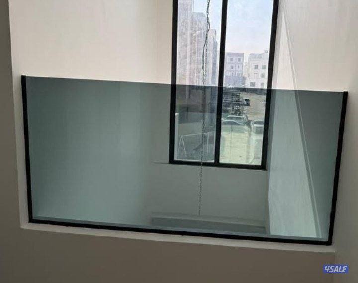 فني تركيب زجاج و مرايات. بلكونات.طاولات. شوربكس قواطع.مرايا مضيئة13