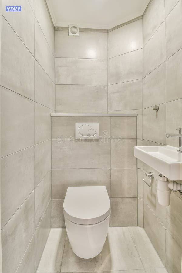 plumber experienced worker and every work  in side washroom low prise7