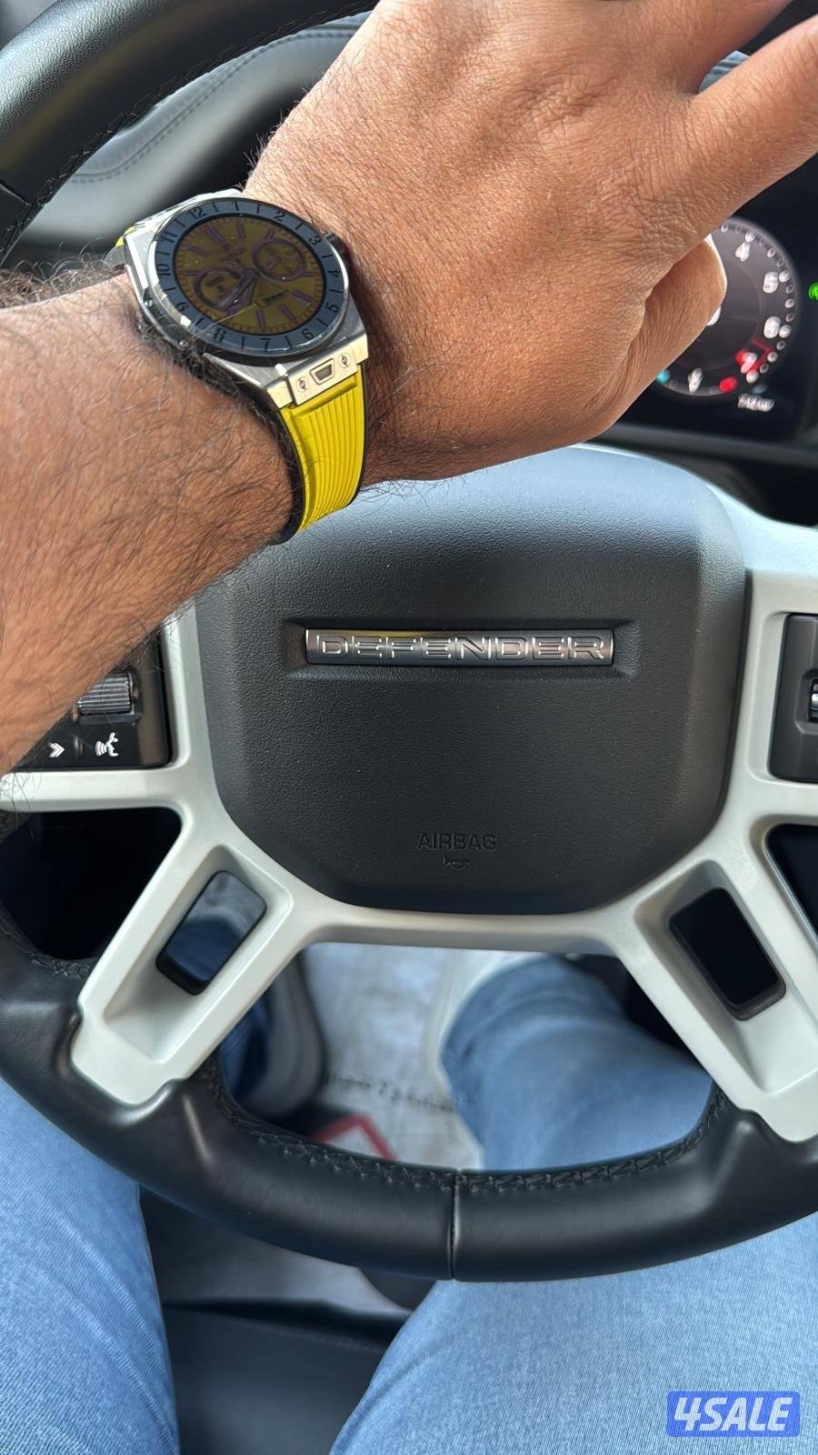 للبيع ساعة ذكية هوبلو اصدار خاص وكالة الكويت نظيفه جدا مع الشاحن5