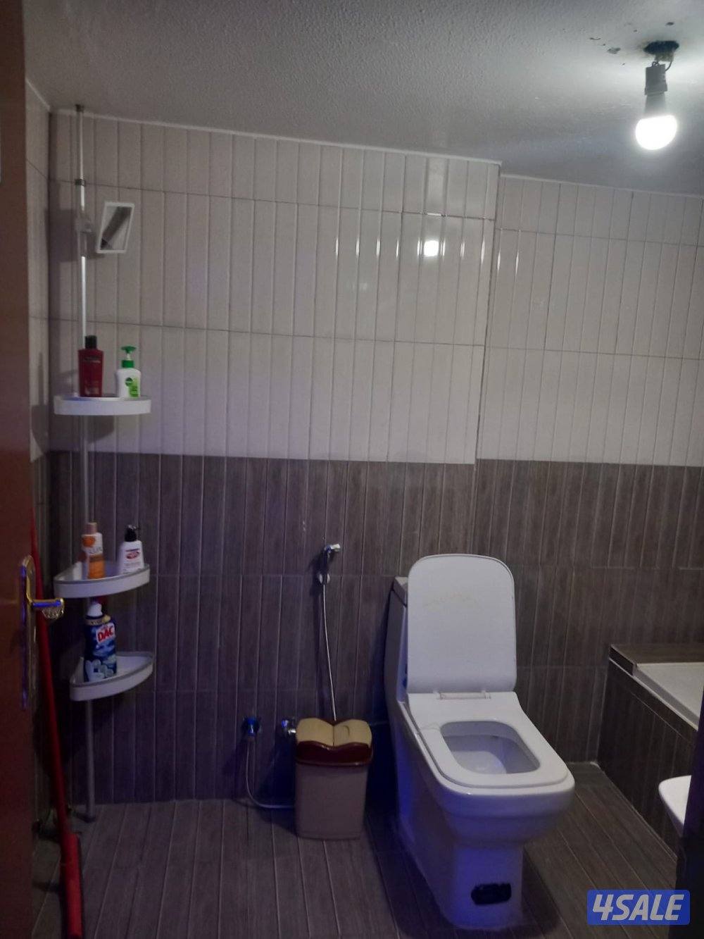 شقق الايجار خلو وفاضي غرفة وصالة ومطبخ وحمام تشطيب سوبر لوكس1