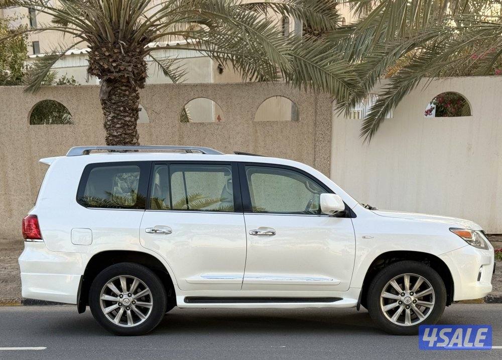 جيب لكزس 570 LX شرط الفحص بل كامل 20114