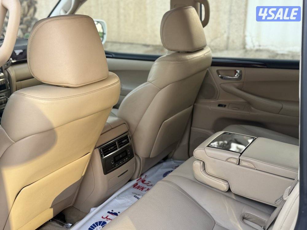 جيب لكزس 570 LX شرط الفحص بل كامل 201110