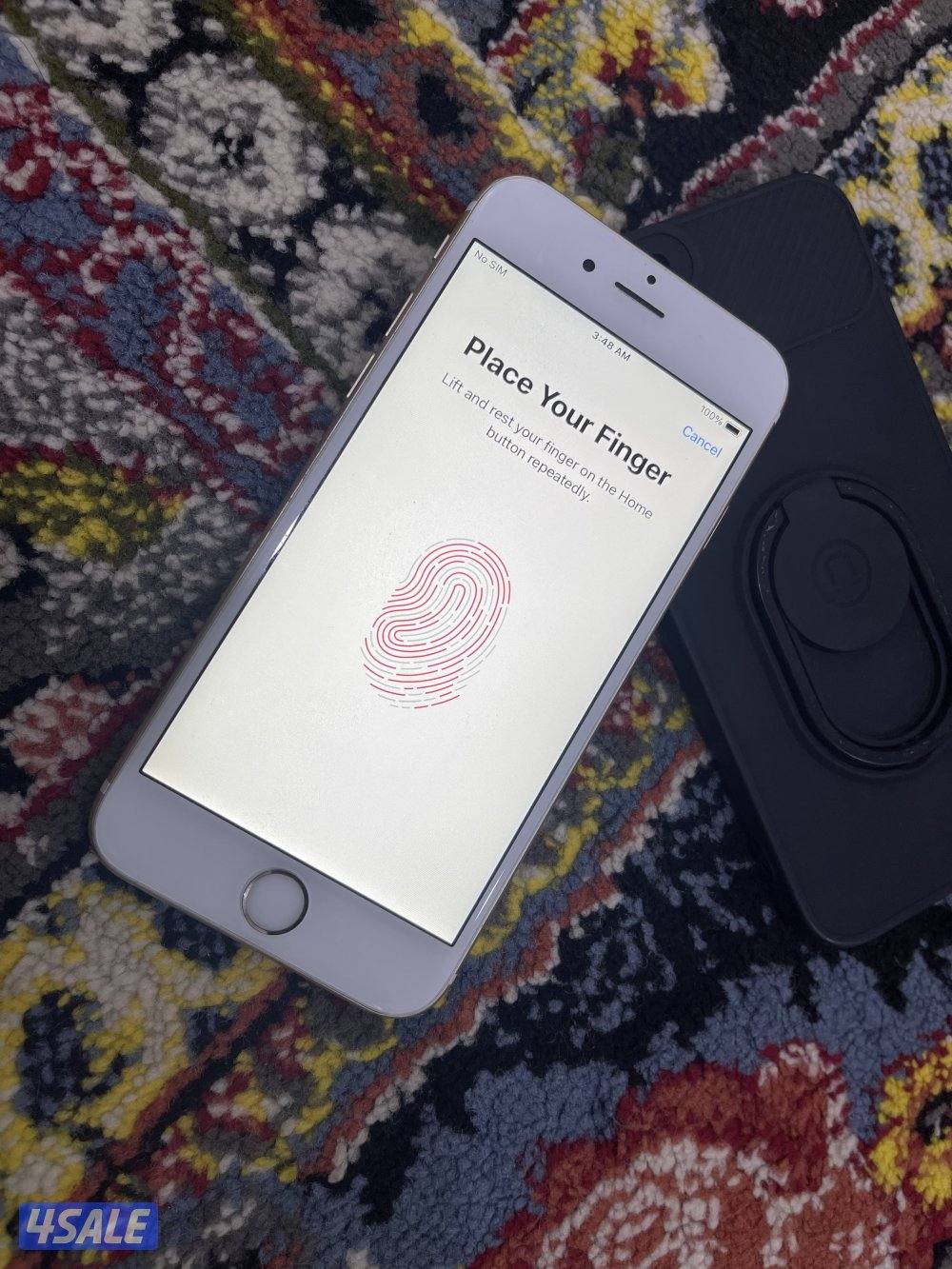 ايفون 6s نظيف 16 قيقا بطارية 78 نظيف وشغال تمام مع كفر3