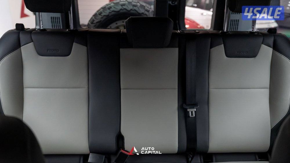 GRENADIER - INEOS - Special Addition - 5 seats9