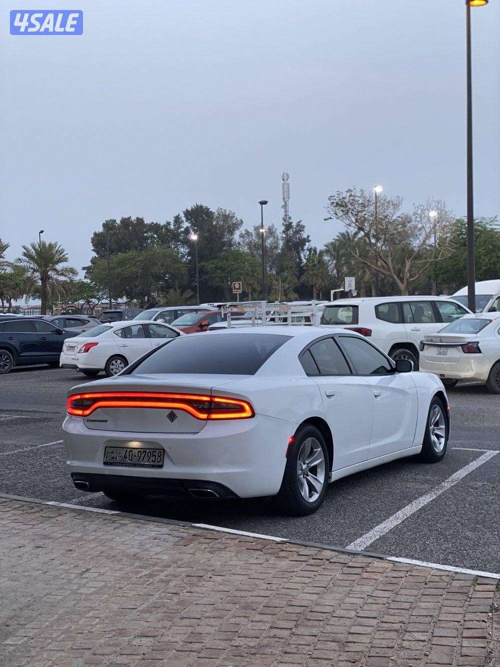 دودج تشارجر 2017 شرط الفحص وارد الملا 6 سلندر صبغ الوكالة عدا 4 قطع2