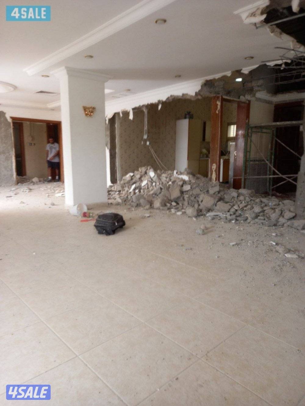 ابو محمد  ترميمات عامه بناء سقف كربي تجديد سراميك حمامات ومطبخ1