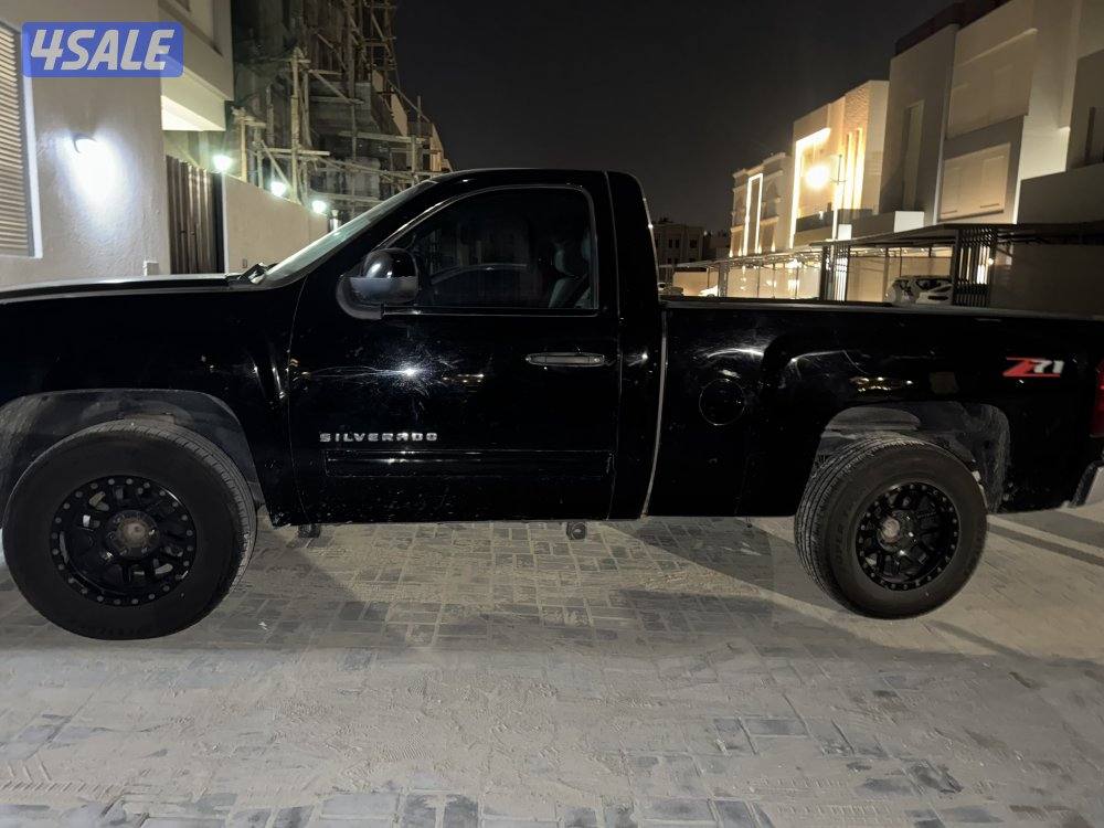 للبيع سلفرادو 20112