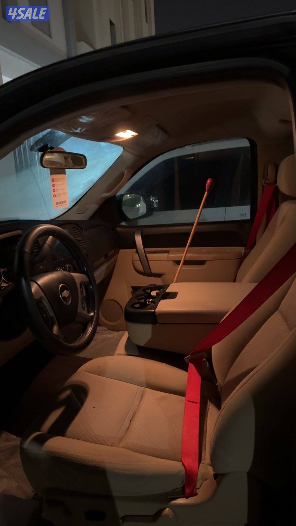 للبيع سلفرادو 20114