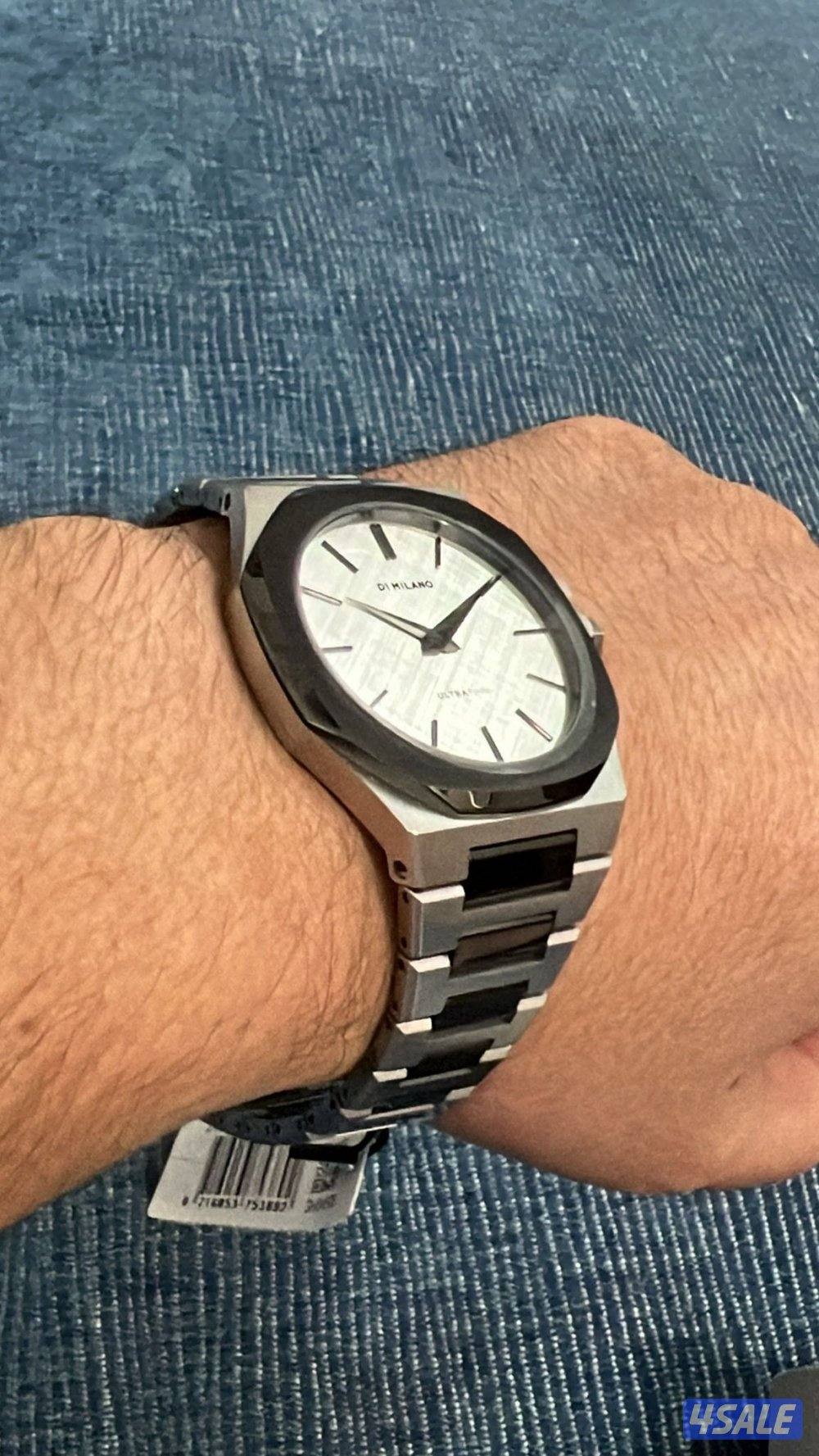 ساعة D1milano size. 38.53