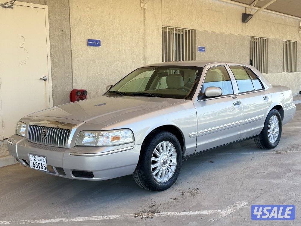 فورد ماركيز - موديل 2011 - عداد 304 - وارد الوكاله - شرط الفحص0