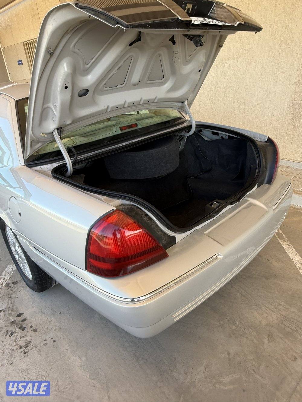 فورد ماركيز - موديل 2011 - عداد 304 - وارد الوكاله - شرط الفحص7