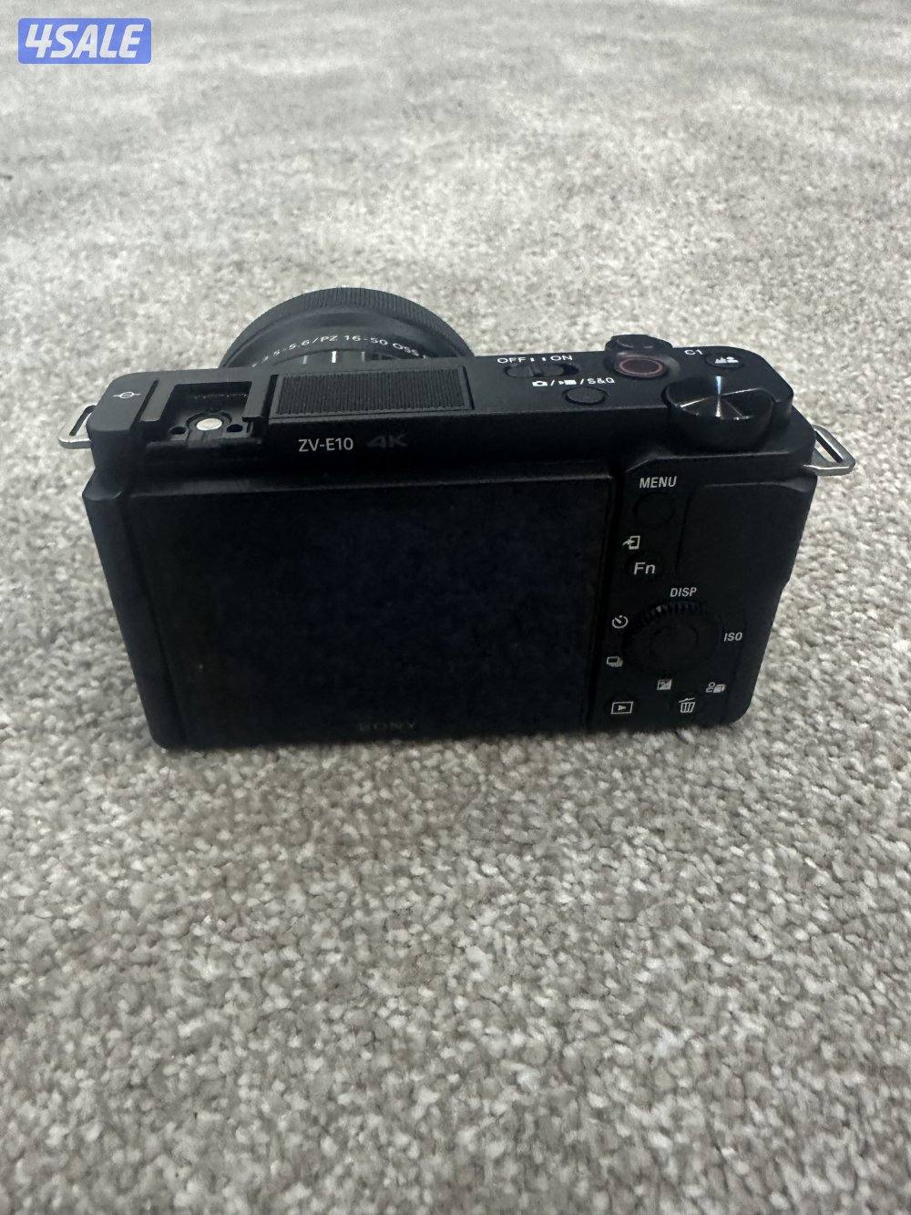 كاميرا Sony ZV-E10 بحالة ممتازة2