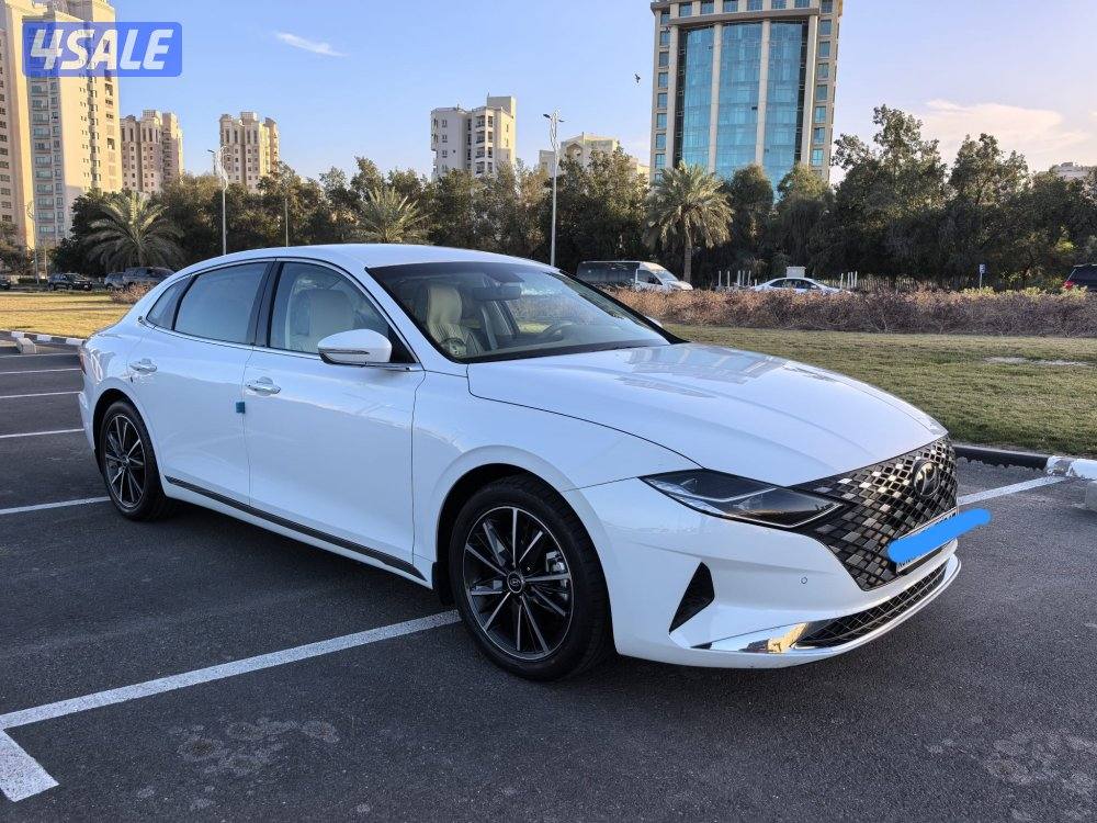 هيونداي ازيرا V62